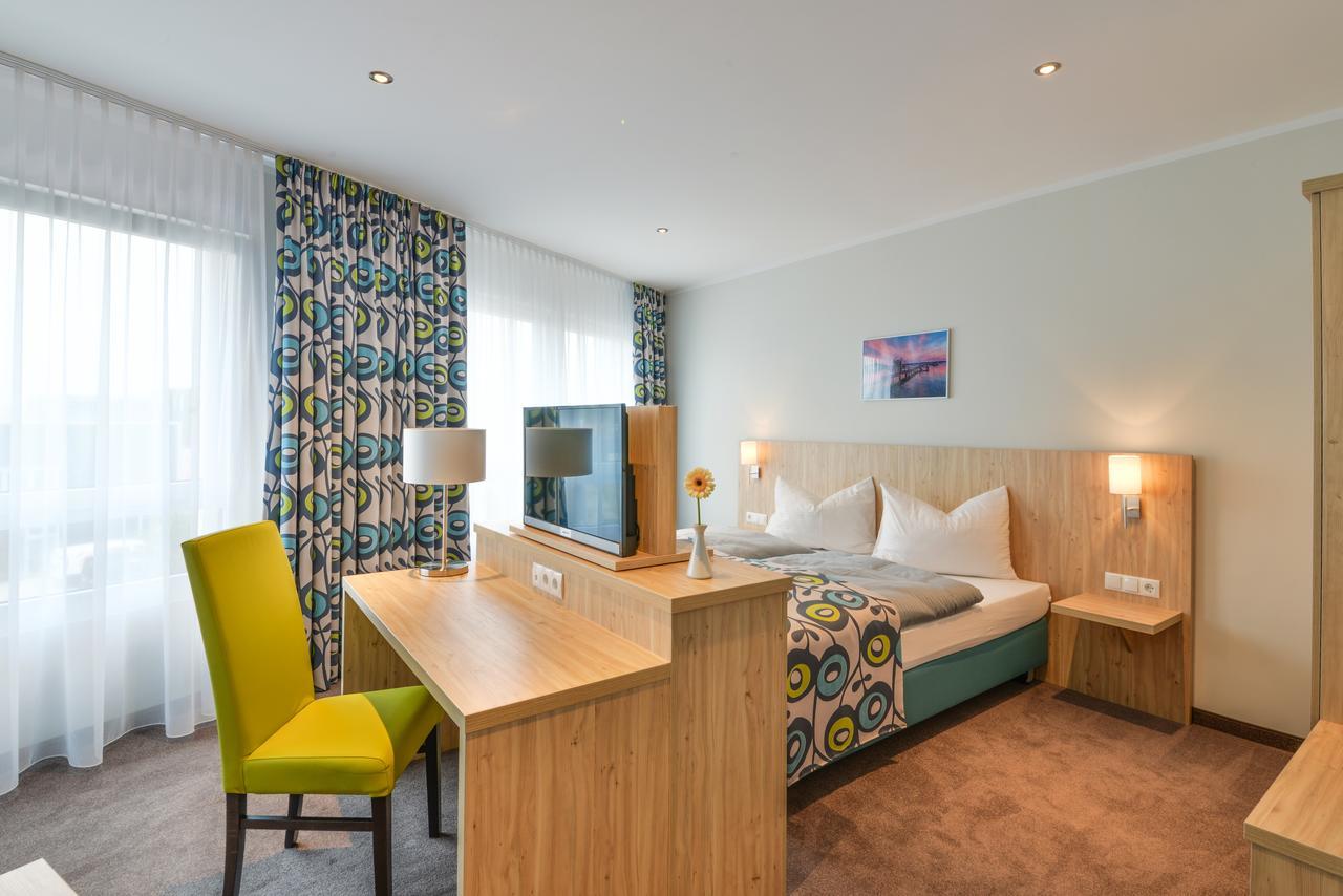 Ammi Hotel Garni Ининг ам Амерзее Екстериор снимка