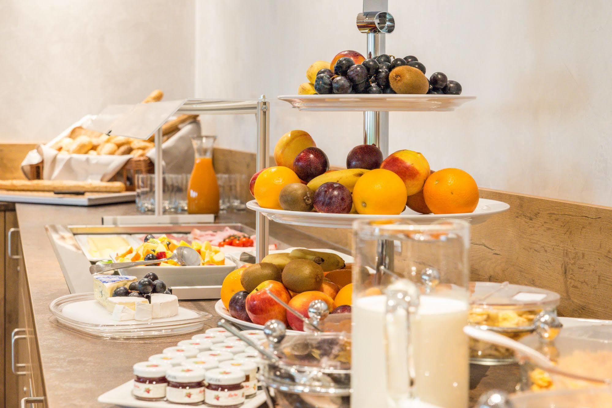 Ammi Hotel Garni Ининг ам Амерзее Екстериор снимка
